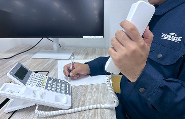 お問い合わせ対応の様子